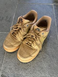 NIKE AIR FORCE 1 スニーカー ベージュ 24cmのサムネイル