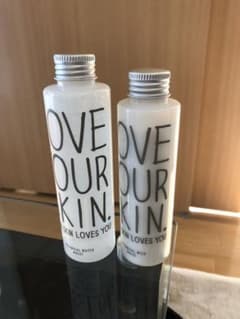 LOVE YOUR SKIN化粧水、乳液セット❗️のサムネイル
