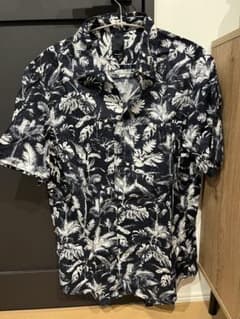 H&M アロハシャツ Sサイズのサムネイル