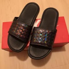 ナイキ べナッシ希少‼️のサムネイル