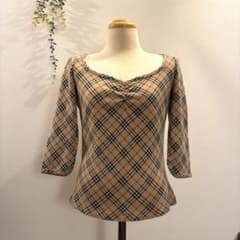 美品　BURBERRY BLUE LABEL7分袖 カットソー M バーバリーのサムネイル