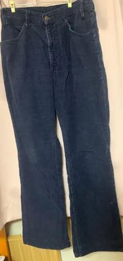 Levi's リーバイス　コーデュロイフレアパンツのサムネイル