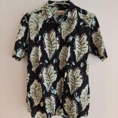 Pataloha パタロハ パタゴニア 半袖 総柄シャツ M 黒 ボタニカルのサムネイル