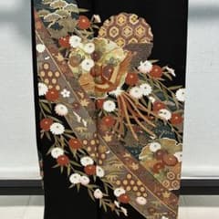 D884 黒留袖 鳳凰 雪輪 金駒刺繍 正絹 着物 袷 - メルカリ