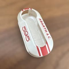 ABARTH 595 キーケースのサムネイル