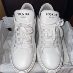 PRADA スニーカーのサムネイル