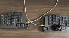 Keyball44 ケース付き・分割キーボードのサムネイル