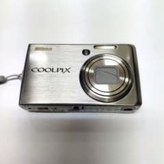 Nikon　デジカメ COOLPIX S600　チタンシルバー　1000万画素 Nikon COOLPIX S600 チタンシルバー - メルカリ