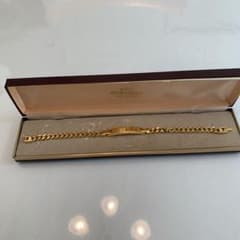 ジバンシイ　ゴールドネックレスのサムネイル
