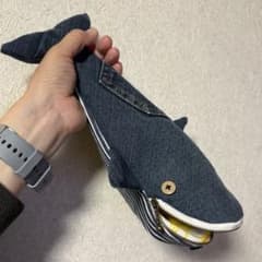 くじらポーチ リメイクデニム ペンケース 小物入れ - メルカリ