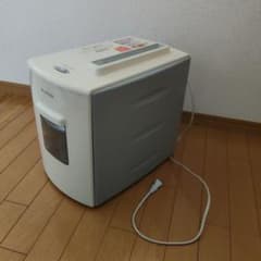 アイリスオーヤマ 家庭用シュレッダーのサムネイル