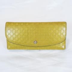 GUCCI マイクロシマ 長財布 インターロッキング 金色 256926 - メルカリ