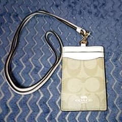 専用☆新品・未使用 コーチパスケース 定期入れ 白☆のサムネイル