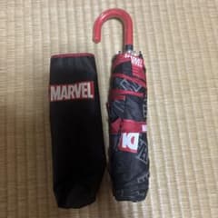 MARVEL 折りたたみ傘 ケース付き ロゴ ブラック レッドのサムネイル