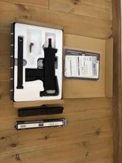 KSC M11A1（予備マガジン1本付属）のサムネイル