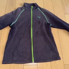 PUMAジッパー付きトレーナー
