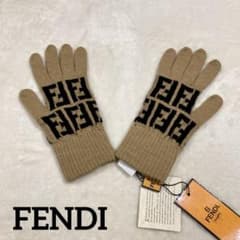 FENDI フェンディ ズッカ柄 ニットグローブ 手袋 未使用 ウール - メルカリ