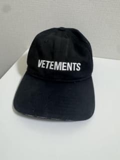 VETEMENTS ベースボールキャップ ブラック
