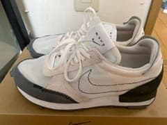 NIKE ナイキ スニーカーのサムネイル