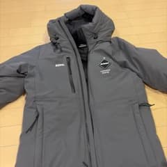 極美品F.C.Real Bristol ダウンジャケット SOPH. フード付きのサムネイル