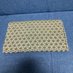 オリーブグリーン ビーズ刺繍 フラットポーチのサムネイル