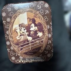 ディズニーランドのクッキーの缶のサムネイル