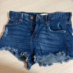 H&M デニムショートパンツのサムネイル