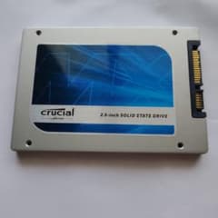 Crucial MX100 256GB 2.5 SSDのサムネイル