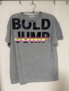 jump one BOLD JUMP ロゴTシャツ グレー Jump one BOLD JUMP ロゴTシャツ グレー - メルカリ
