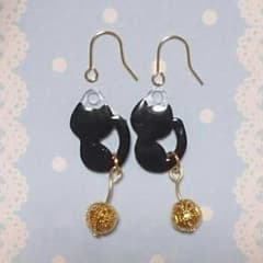 黒猫ちゃんピアス☆のサムネイル