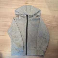 UNIQLO キッズ パーカー グレー 110cmのサムネイル