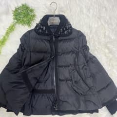 MONCLER モンクレール ダウンジャケット ビジュ リブ フリル MONCLER モンクレール ダウンジャケット ビジュ リブ フリル - メルカリ