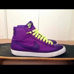 【早い者勝ち】NIKE BLAZERのサムネイル