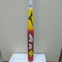 ソフトボールバットのサムネイル