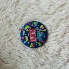 ディズニー　刺繍缶バッジ　モンスターズインクのサムネイル