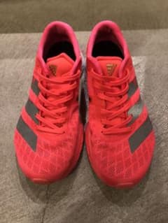 adidas アディダスのサムネイル