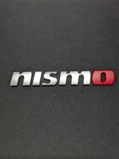 新車外し　日産　ニスモ　エンブレムのサムネイル
