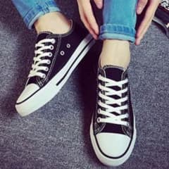 残り各2つ‼︎ Converse 型靴のサムネイル