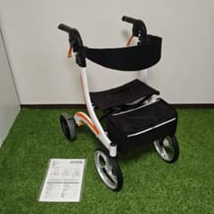 カワムラサイクル 歩行車 迎速ブレーキ内蔵ホイール KW41 抑速ブレーキ付歩行車KW41｜歩行車のレンタル｜ダスキンヘルスレント