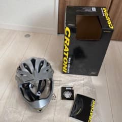 CRATONI クラトーニ　ヘルメット　ストライダー　BMXのサムネイル