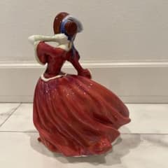 ROYAL DOULTON 赤いドレスの女性像 陶器製置物 Englandのサムネイル