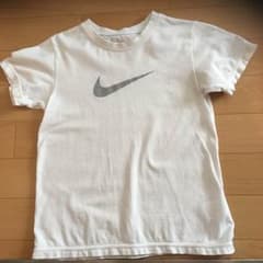 darlinglove様専用 120cmナイキTシャツのサムネイル