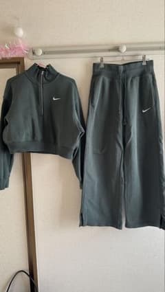 NIKE グリーン セットアップのサムネイル