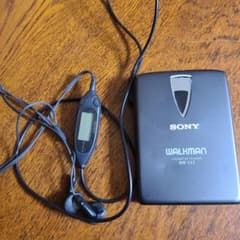 SONY　WALKMAN　ジャンク品のサムネイル