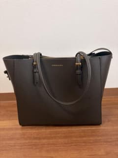 【美品】CHARLSE&KEITH クラシックダブルハンドル トートバッグのサムネイル