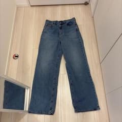 UNIQLO JEANS ハイライズストレートデニムパンツ 25インチ