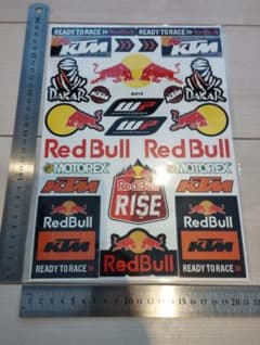レッドブルステッカー 　1シート　防水　バイク　レーシング　KTMのサムネイル