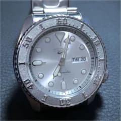 SEIKOファイブ スポーツ SRPE71K1　シルバー文字盤　スケルトンのサムネイル