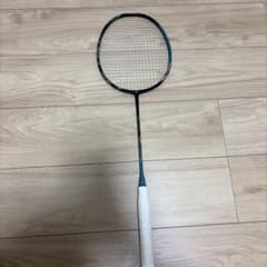 バドミントンラケット ASTROX88sPRO 4U青と黒 カーボンファイバー バドミントンラケット ASTROX88sPRO 4U青と黒 カーボンファイバー
