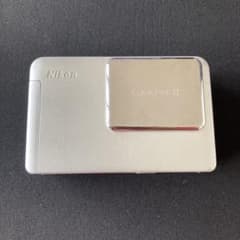 NIKON Coolpix S2 CCDセンサー コンデジ - メルカリ